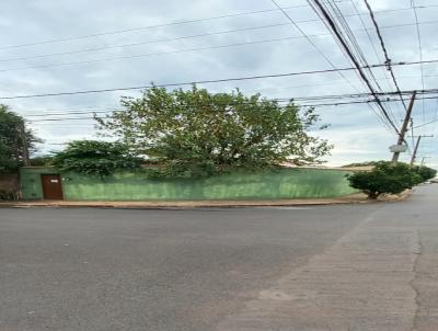 Casa para Venda, em Ribeiro Preto, bairro Jardim Florestan Fernandes, 2 dormitrios, 1 banheiro, 1 sute, 3 vagas