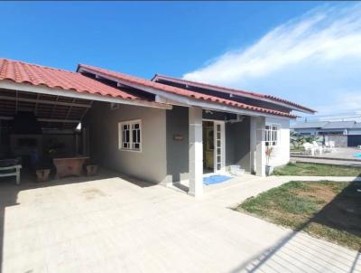 Casa para Venda, em Tijucas, bairro Praa, 2 dormitrios, 1 banheiro, 1 vaga