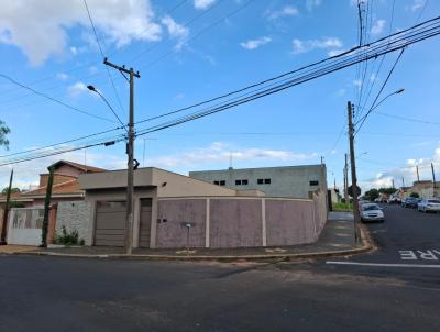 Casa para Venda, em Santa Rita do Passa Quatro, bairro Jardim do Lago, 2 dormitrios, 2 banheiros, 1 vaga