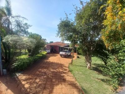 Chcara para Locao, em Ourinhos, bairro AGUA VIVA, 3 dormitrios, 3 banheiros, 1 sute, 5 vagas