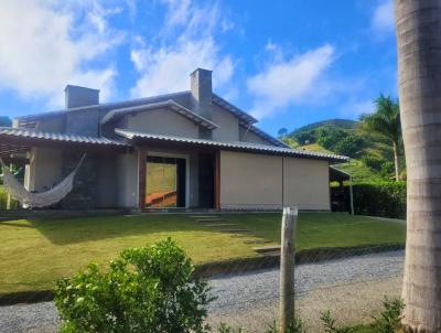 Casa para Venda, em Paty do Alferes, bairro Avelar, 3 dormitórios, 3 banheiros, 1 suíte, 2 vagas