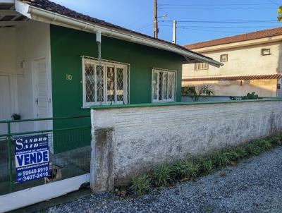Casa para Venda, em Balnerio Barra do Sul, bairro Centro, 4 dormitrios, 2 banheiros, 2 vagas