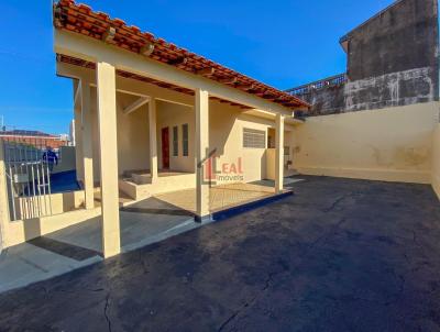 Casa para Venda, em Presidente Prudente, bairro EVEREST, 3 dormitrios, 2 banheiros, 1 sute, 1 vaga