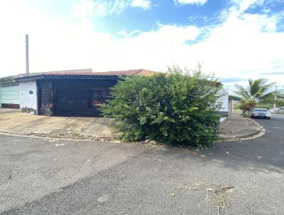 Casa para Venda, em Marília, bairro Pedro Matheus, 2 dormitórios, 1 banheiro, 3 vagas