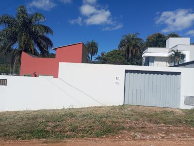 Casa para Venda, em Tiradentes, bairro guas Santas, 1 dormitrio, 1 banheiro, 5 vagas