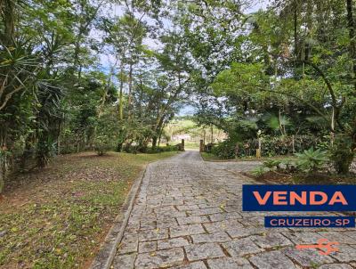 Fazenda para Venda, em Cruzeiro, bairro JARDIM PARAISO, 5 dormitrios, 2 banheiros, 1 sute