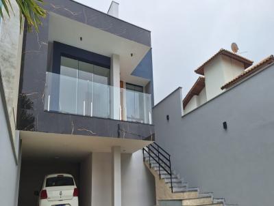 Casa para Venda, em Macaé, bairro Jardim Guanabara, 3 dormitórios, 4 banheiros, 1 suíte, 2 vagas