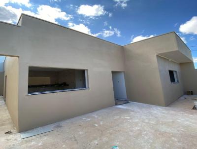 Casa para Venda, em Patos de Minas, bairro RESIDENCIAL BRAGA, 2 dormitrios, 1 banheiro, 1 vaga
