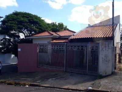 Casa para Venda, em Presidente Prudente, bairro Vila Comercial, 3 dormitrios, 2 banheiros, 2 vagas