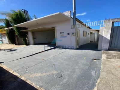 Casa para Venda, em Caldas Novas, bairro Estncia Itagua, 2 dormitrios, 2 banheiros, 1 vaga