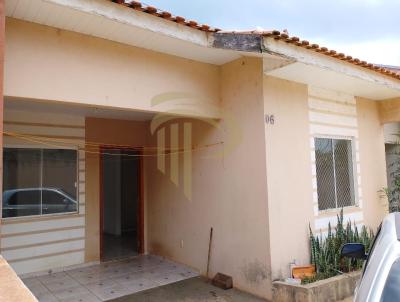 Casa para Venda, em Ponta Grossa, bairro Shangrila, 2 dormitrios, 1 banheiro