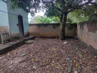 Casa para Venda, em Aparecida de Goinia, bairro Jardim Riviera, 2 dormitrios, 1 banheiro