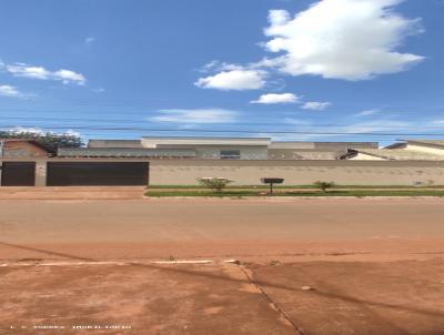 Casa para Locao, em Senador Canedo, bairro Residencial Jardim Canedo II, 2 dormitrios, 1 banheiro, 1 sute, 1 vaga
