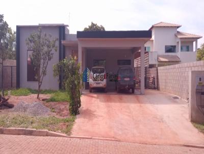 Casa em Condomínio para Venda, em Brasília, bairro Setor Habitacional Tororó (Jardim Botânico), 3 dormitórios, 4 banheiros, 1 suíte, 2 vagas