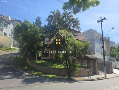 Casa em Condomnio para Locao, em Aruj, bairro Aruj 5, 4 dormitrios, 2 banheiros, 1 sute, 2 vagas