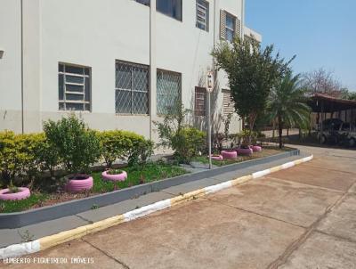 Apartamento para Venda, em Araraquara, bairro Jardim das Estaes (Vila Xavier), 2 dormitrios, 1 banheiro, 1 vaga