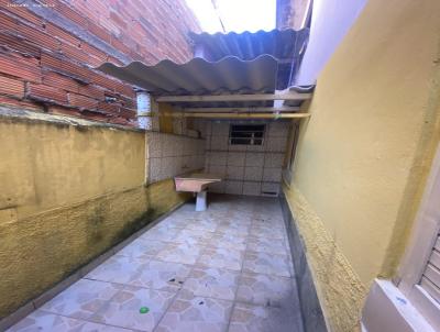 Casa para Locao, em So Paulo, bairro Vila Rosaria, 2 dormitrios, 1 banheiro, 1 sute, 1 vaga