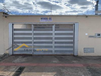 Casa para Venda, em Goinia, bairro Moinho dos Ventos, 2 dormitrios, 2 banheiros, 2 sutes, 2 vagas