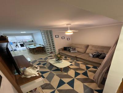 Casa para Venda, em Mogi das Cruzes, bairro Parque Morumbi, 2 dormit�rios, 1 banheiro, 2 vagas