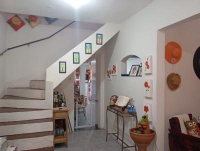Sobrado para Venda, em Taubat, bairro Vila Iapi, 2 dormitrios, 2 banheiros, 1 vaga