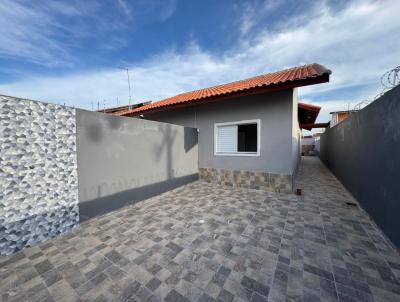 Casa para Venda, em Itanhaém, bairro Jamaica, 2 dormitórios, 1 banheiro, 1 suíte, 2 vagas