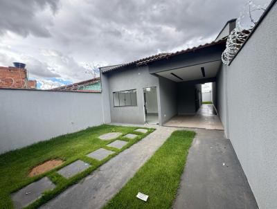 Casa para Venda, em Aparecida de Goinia, bairro Jardim Buriti Sereno, 3 dormitrios, 2 banheiros, 1 sute, 2 vagas