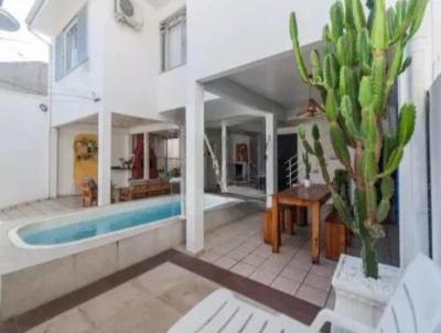 Casa para Locao, em Florianpolis, bairro Estreito, 3 dormitrios, 1 banheiro, 2 vagas