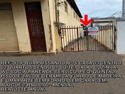 Casa para Locao, em Araguari, bairro CENTRO