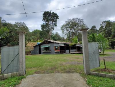 rea para Locao, em Aruj, bairro -, 2 banheiros