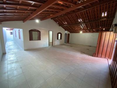 Casa para Venda, em Goinia, bairro Residencial Monte Carlo, 4 dormitrios, 3 banheiros, 1 sute, 4 vagas