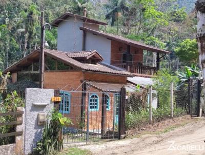 Casa para Venda, em Itatiaia, bairro PENEDO, 5 dormitrios, 2 banheiros, 3 sutes, 2 vagas