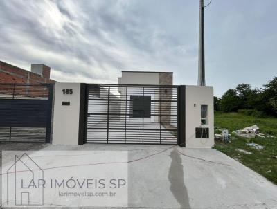 Casa para Venda, em Caraguatatuba, bairro Loteamento Portal dos Pássaros, 2 dormitórios, 1 banheiro, 1 vaga