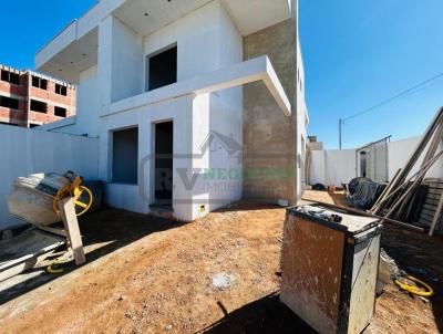 Casa para Venda, em Juiz de Fora, bairro Jardim São João, 3 dormitórios, 3 banheiros, 2 suítes, 2 vagas