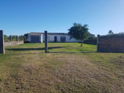 Casa para Venda, em Pelotas, bairro Tr�s Vendas, 2 dormit�rios, 1 banheiro, 1 vaga