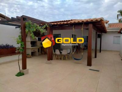 Casa para Venda, em Uberl�ndia, bairro Jardim Kara�ba, 3 dormit�rios, 2 banheiros, 1 su�te, 3 vagas