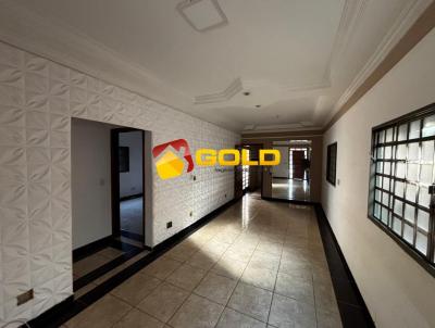 Casa para Venda, em Uberl�ndia, bairro Planalto, 4 dormit�rios, 3 banheiros, 2 su�tes, 4 vagas