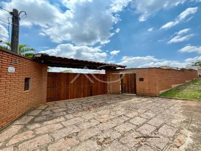 Ch�cara Condom�nio para Venda, em Indaiatuba, bairro Parque Barnab�, 4 banheiros, 3 su�tes, 4 vagas