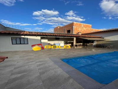 Casa para Venda, em Uberl�ndia, bairro Jardim Patr�cia, 3 dormit�rios, 2 banheiros, 1 su�te, 2 vagas