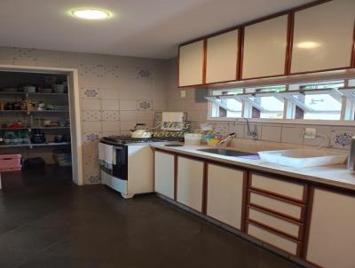 Casa para Venda, em Niter�i, bairro S�o Francisco, 5 dormit�rios, 4 banheiros, 1 su�te, 3 vagas