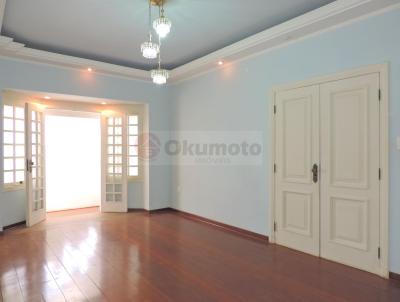 Casa para Venda, em Pirassununga, bairro Centro, 4 dormit�rios, 7 banheiros, 2 su�tes, 2 vagas