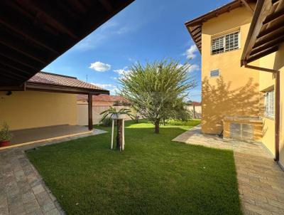 Casa para Venda, em Pirassununga, bairro Jardim Petropolis, 3 dormit�rios, 5 banheiros, 1 su�te, 2 vagas