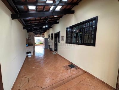 Casa para Venda, em Pirassununga, bairro Cidade Jardim, 4 dormit�rios, 2 banheiros, 2 su�tes, 2 vagas