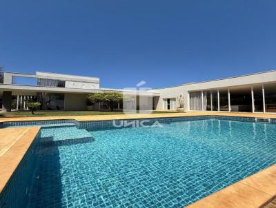 Casa para Venda, em Cristais Paulista, bairro Condom�nio Terra Nova, 3 dormit�rios, 4 banheiros, 3 su�tes, 5 vagas