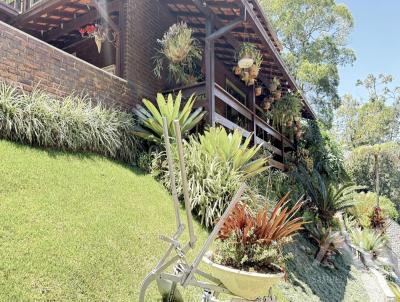 Casa para Venda, em Teres�polis, bairro Albuquerque, 4 dormit�rios, 3 banheiros, 1 su�te, 2 vagas