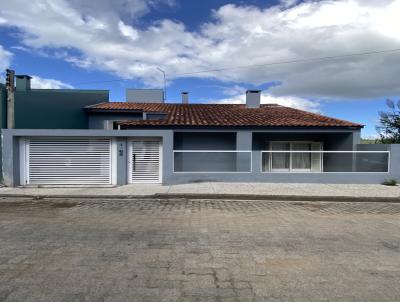Casa para Venda, em Cangu�u, bairro Centro, 4 dormit�rios, 4 banheiros, 2 vagas