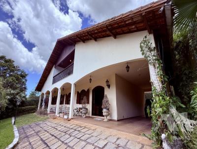 Casa para Venda, em Teres�polis, bairro Albuquerque, 4 dormit�rios, 3 banheiros, 2 su�tes, 2 vagas