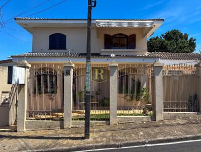 Sobrado para Venda, em Guarapuava, bairro Santana, 3 dormit�rios, 1 banheiro, 3 vagas