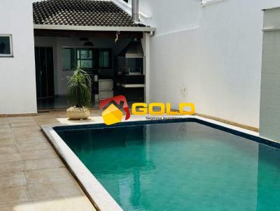 Casa para Loca��o, em Uberl�ndia, bairro Santa M�nica, 3 dormit�rios, 3 banheiros, 2 su�tes, 4 vagas