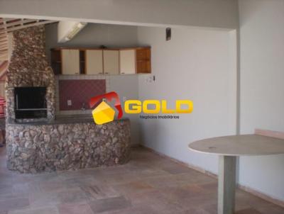 Casa para Loca��o, em Uberl�ndia, bairro Brasil, 4 dormit�rios, 5 banheiros, 2 su�tes, 4 vagas