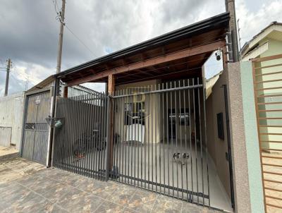 Casa para Venda, em Guarapuava, bairro Jardim Pinheirinho, 3 dormit�rios, 1 banheiro, 2 vagas